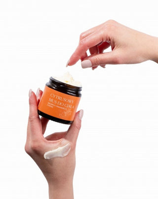 Mglife hidratantna i regenerirajuća pjena za tijelo od citrusa za izrazito suhu kožu - 2