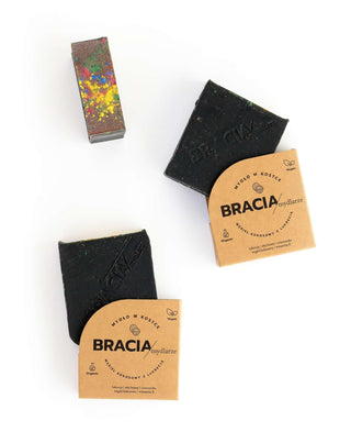 Čišćenje i antibakterijski sapun, kokosov ugljen sa sladićem, Bracia Mydlarze - 3