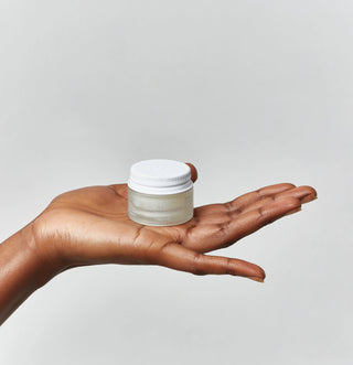 Hidratantni maslac za usne s kokosovim uljem skvalatom i vitaminom E Lip Harmony Glov - 2