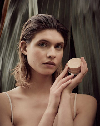 Prirodni ječmeni puder u prahu za lice koji fiksira i matira Paese šminku - 3