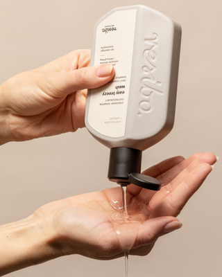 Easy Breezy Wash šampon za svakodnevno čišćenje sa Squalane Resibo - 2