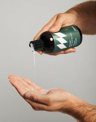 Monolit šampon za kosu za muškarce s pantenolom i ekstraktom kamilice - 3