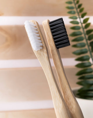 Četkica za zube od bambusa s najlonom, bijelim vlaknima, pogodna za vegane Smilebite