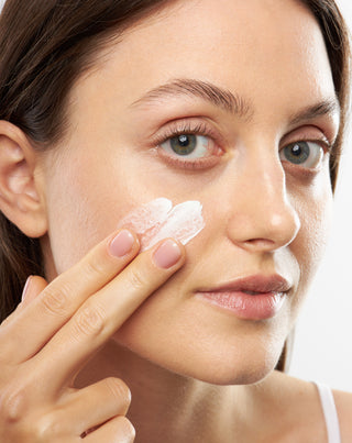 Set kozmetike za zrelu kožu: dnevna krema sa SPF 20 i noćna krema Orphica - 4