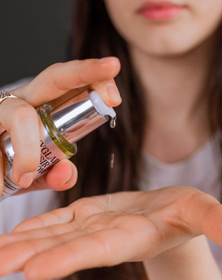 Eliksir za zaglađivanje kose s hijaluronskom kiselinom i veganskom Auna svilom - 2