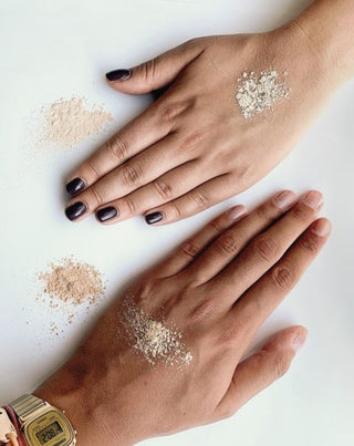 Hi Rice Paese fiksirajući i matirajući rižin puder u prahu svijetlo bež boje