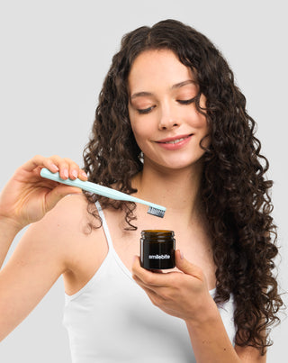 Prah za izbjeljivanje zubi od kokosovog ugljena Smilebite - 6