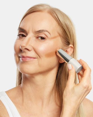 Bronzer za konturiranje lica za zrelu kožu 50+ Aggie - 3