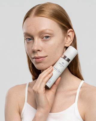 Protuupalni dnevni krem s salicilnom i azelainskom kiselinom za nesavršenosti Anti-Acne Orphica Clinic 50 ml - 3